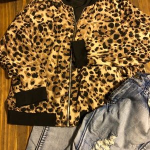 Women’s leopard print zip jacket